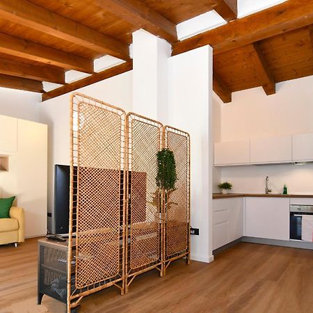 Ferienwohnung Bocconi Fond Prada Ieo Spettacolare Attico Con Terrazzo Mailand Exterior foto