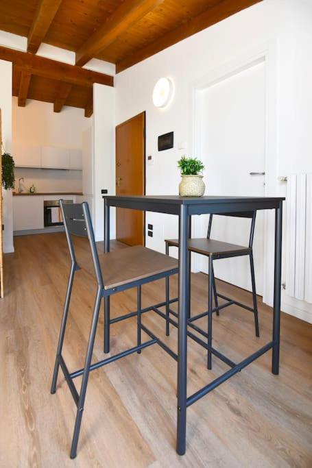 Ferienwohnung Bocconi Fond Prada Ieo Spettacolare Attico Con Terrazzo Mailand Exterior foto
